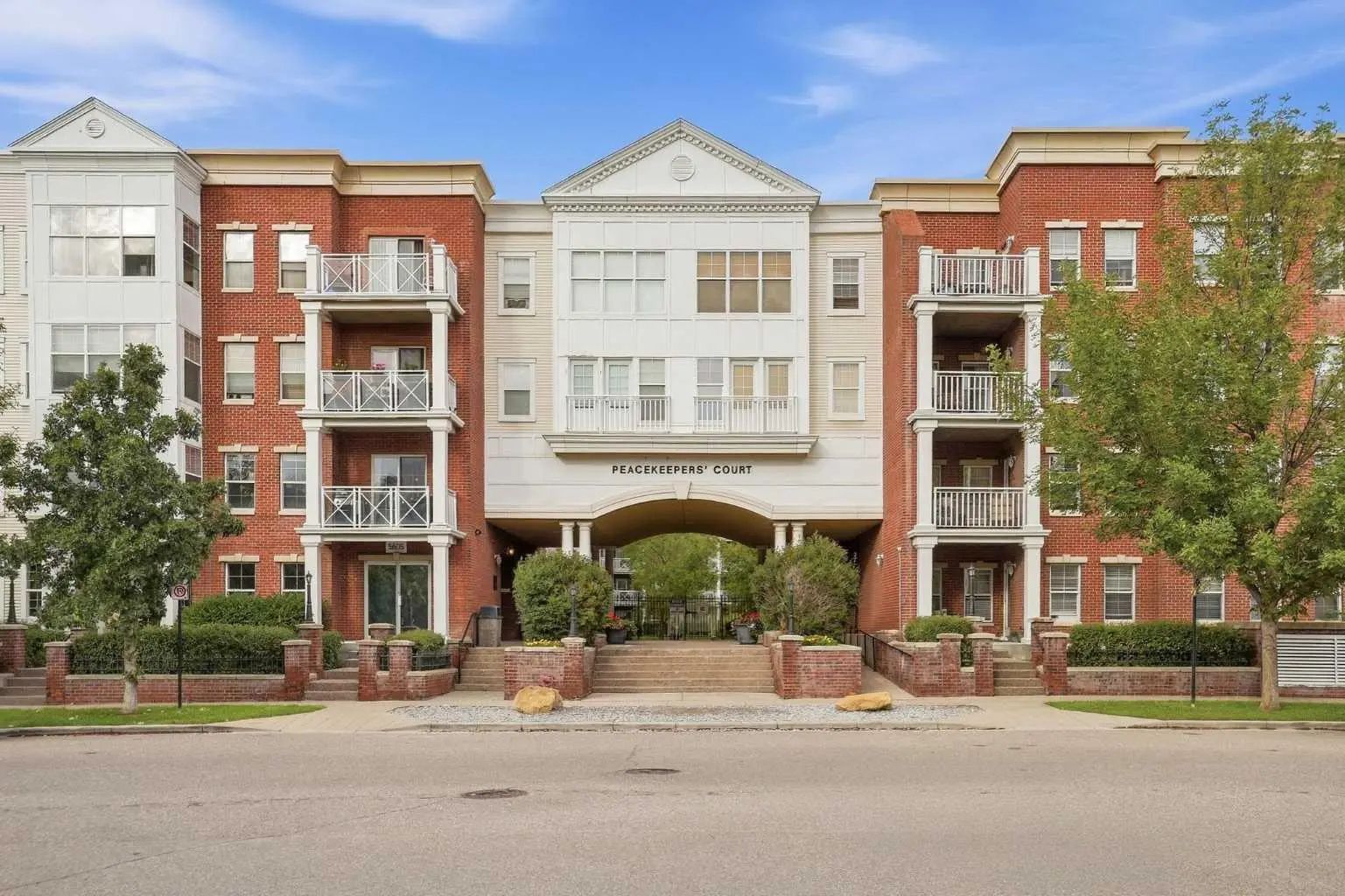Residential Home for Sale in Calgary, Alberta