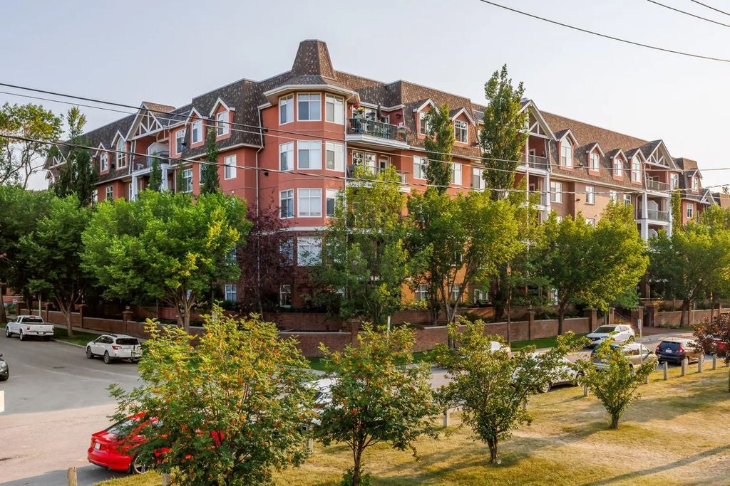 106 59 22 Avenue Sw, Calgary