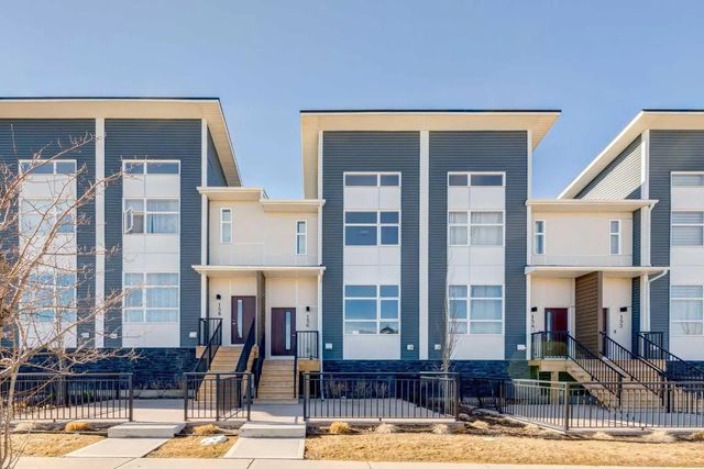 156 Walden Lane Se, Calgary