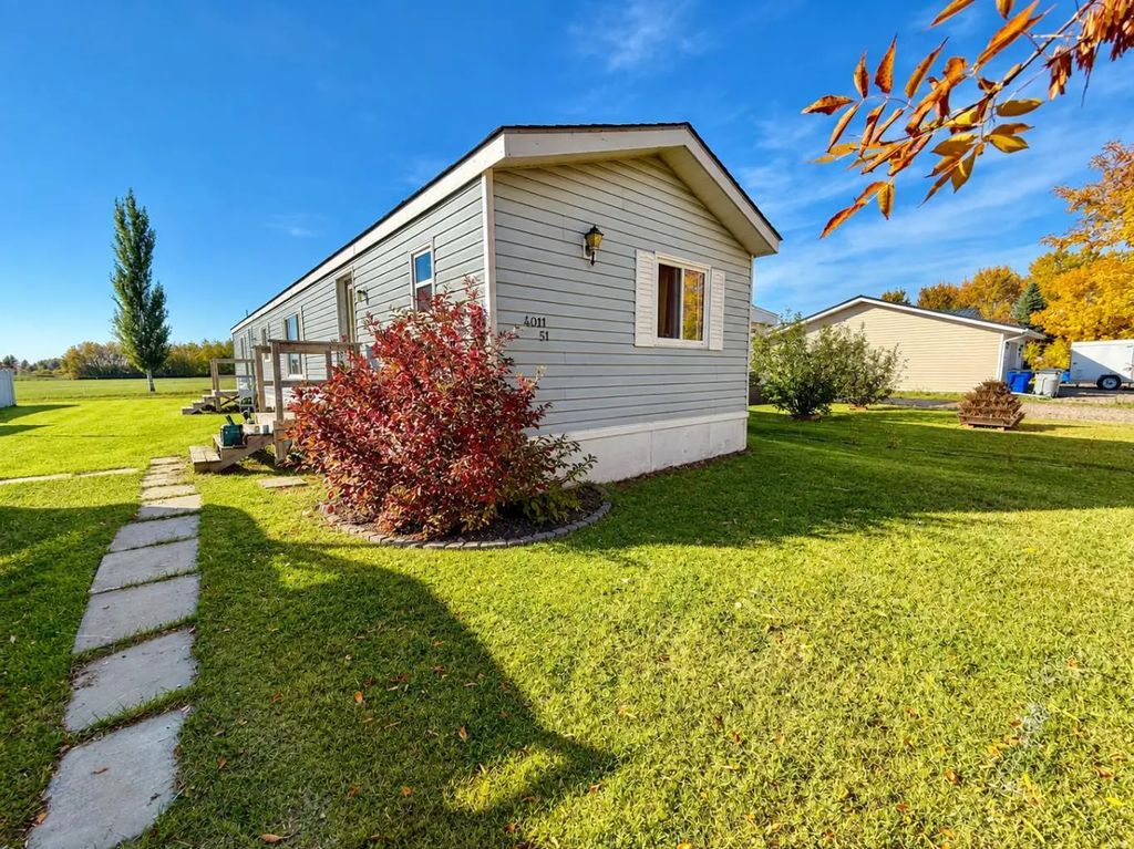4011 51 Avenue , Provost