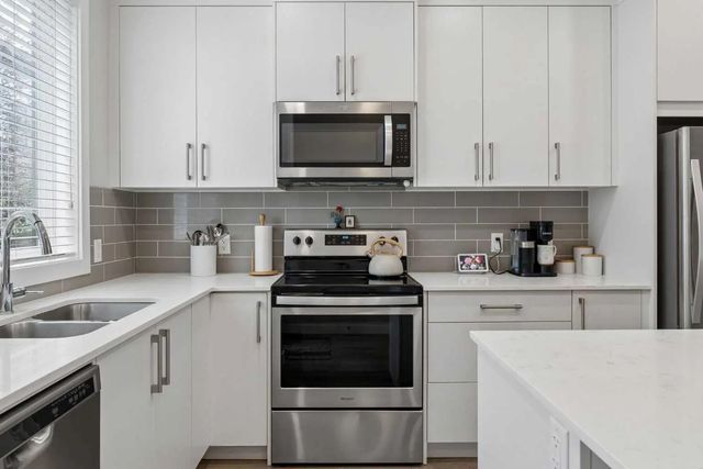 704 Redstone Crescent Ne, Calgary