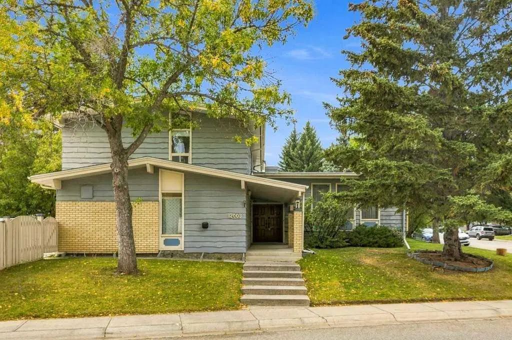 12003 Cannes Road Sw, Calgary
