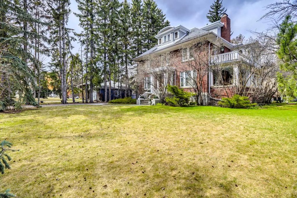 916 Durham Avenue Sw, Calgary