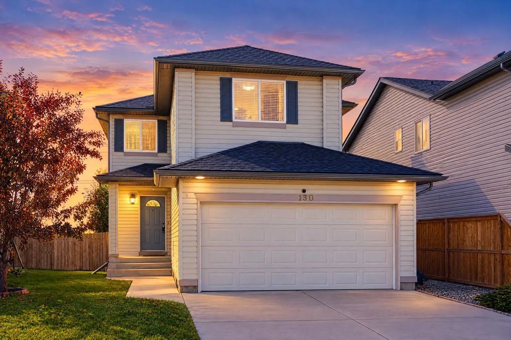130 Somerglen Way Sw, Calgary