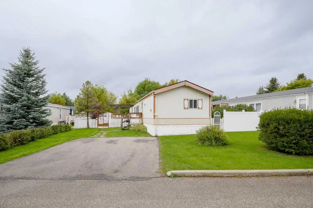 107 Heritage Drive , Okotoks