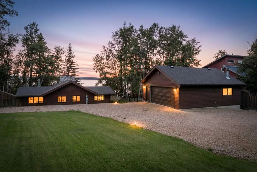 25 Kuusamo Krest  , Rural Lacombe County