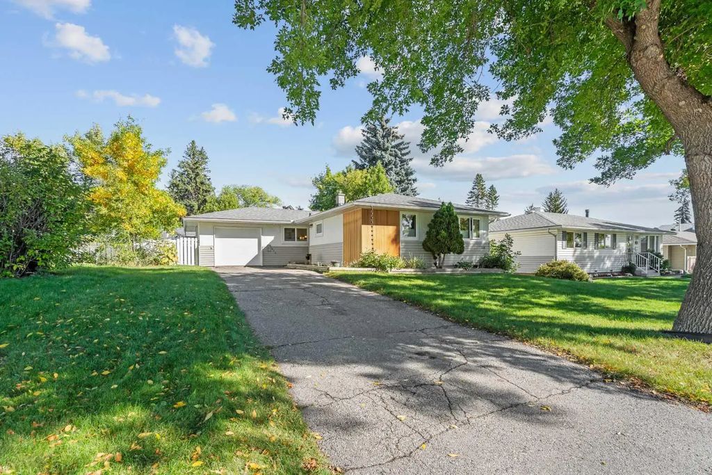 632 44 Avenue Nw, Calgary
