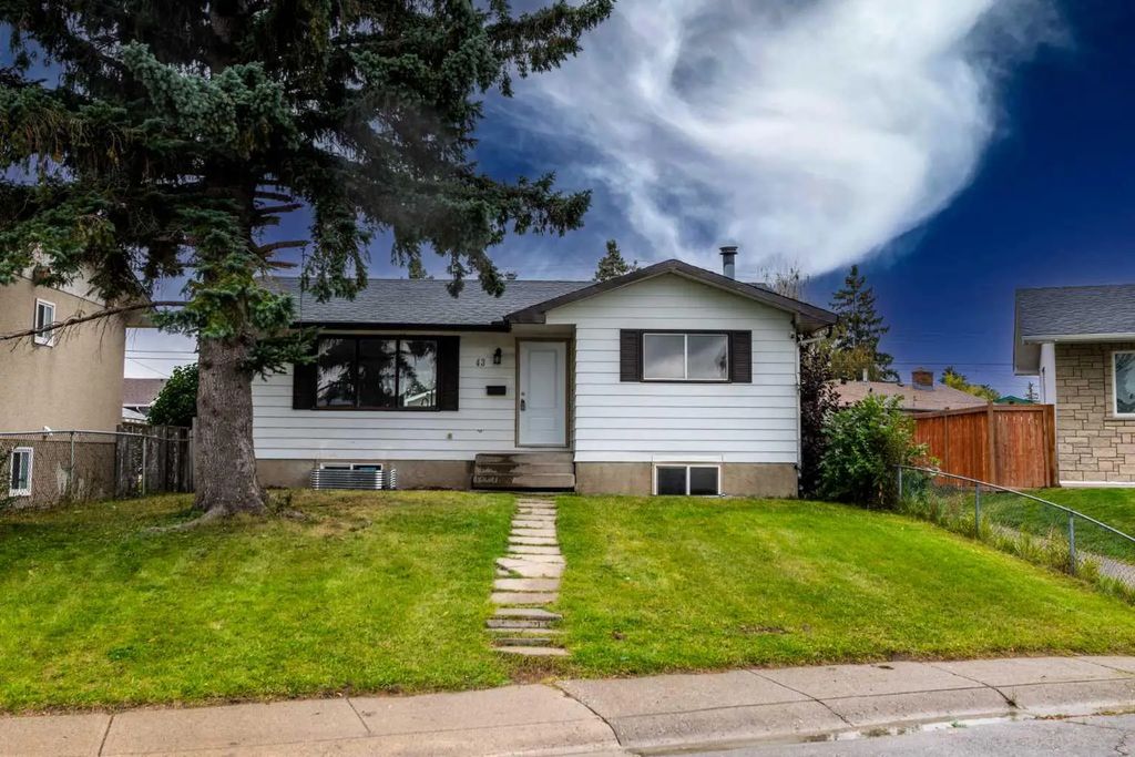 43 Maranda Close Ne, Calgary