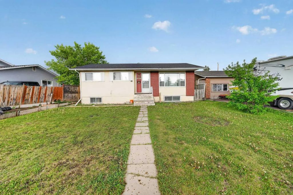 1608 54 Street Se, Calgary