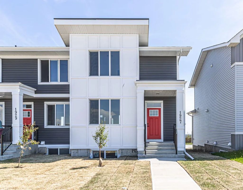Mccaskill Drive # 1927  , Crossfield