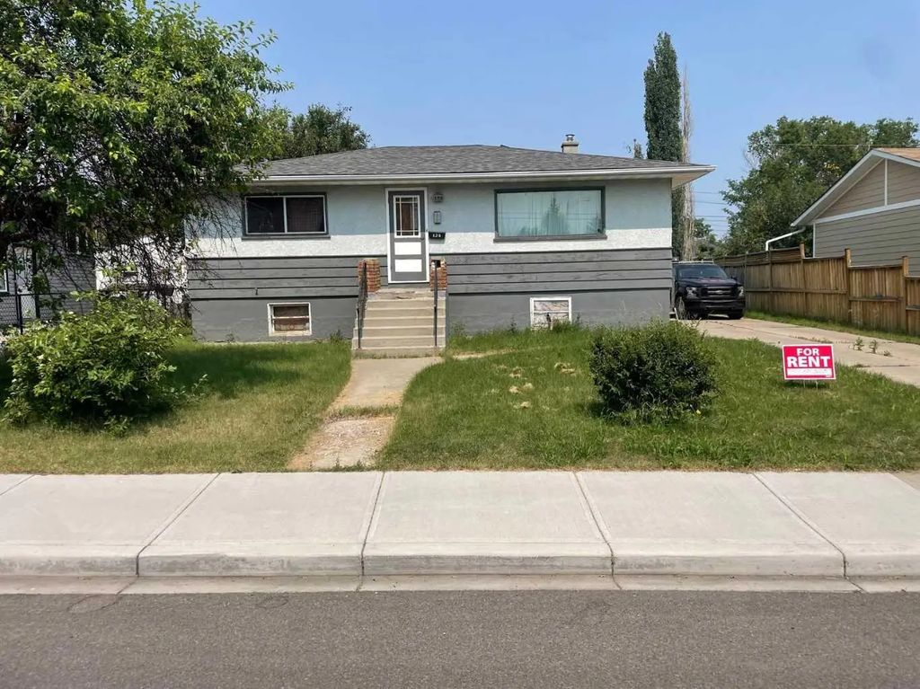120 54 Avenue Nw, Calgary