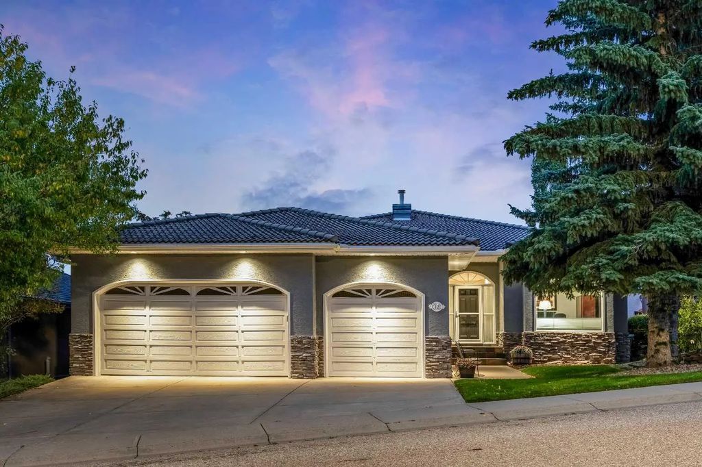 12 Patina Hill Sw, Calgary