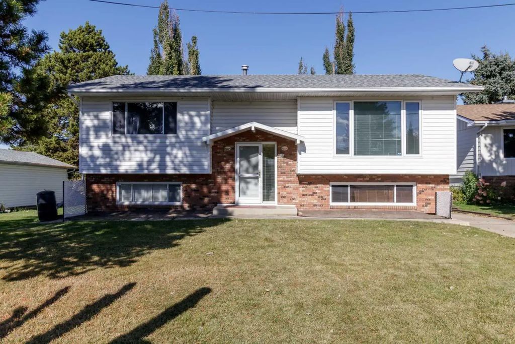 610 8 Street N, Three Hills