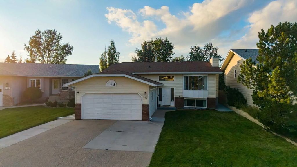 115 Mt. Crandell Cres W  , Lethbridge