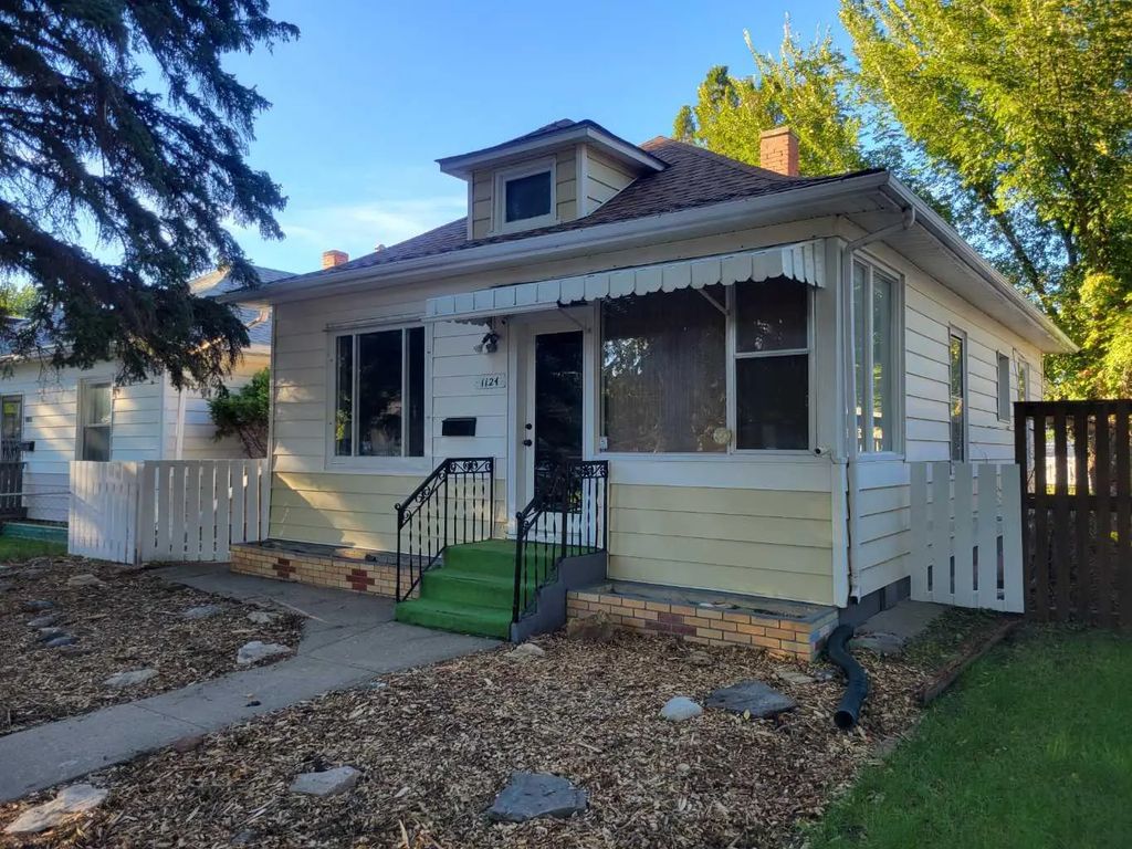 1124 Balmoral Street Se, Medicine Hat
