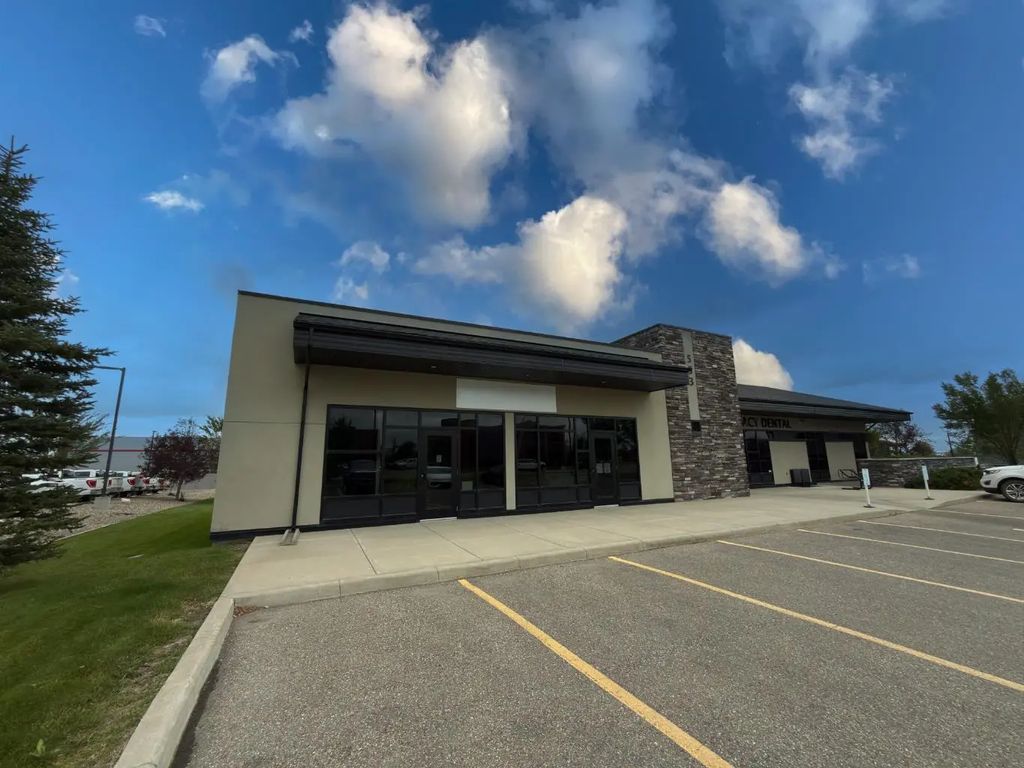 1 553 40 Street S, Lethbridge