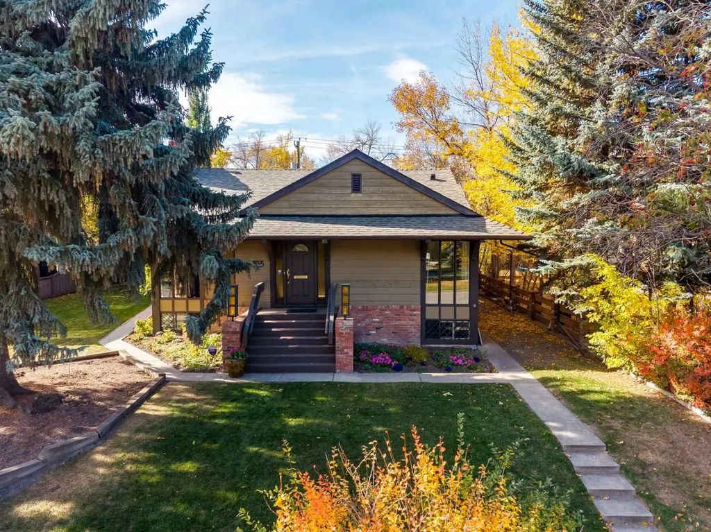 3025 Roxboro Glen Road Sw, Calgary