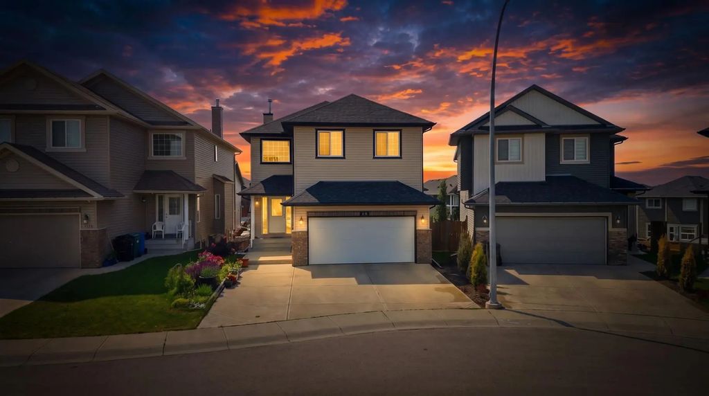 154 Saddleland Close Ne, Calgary