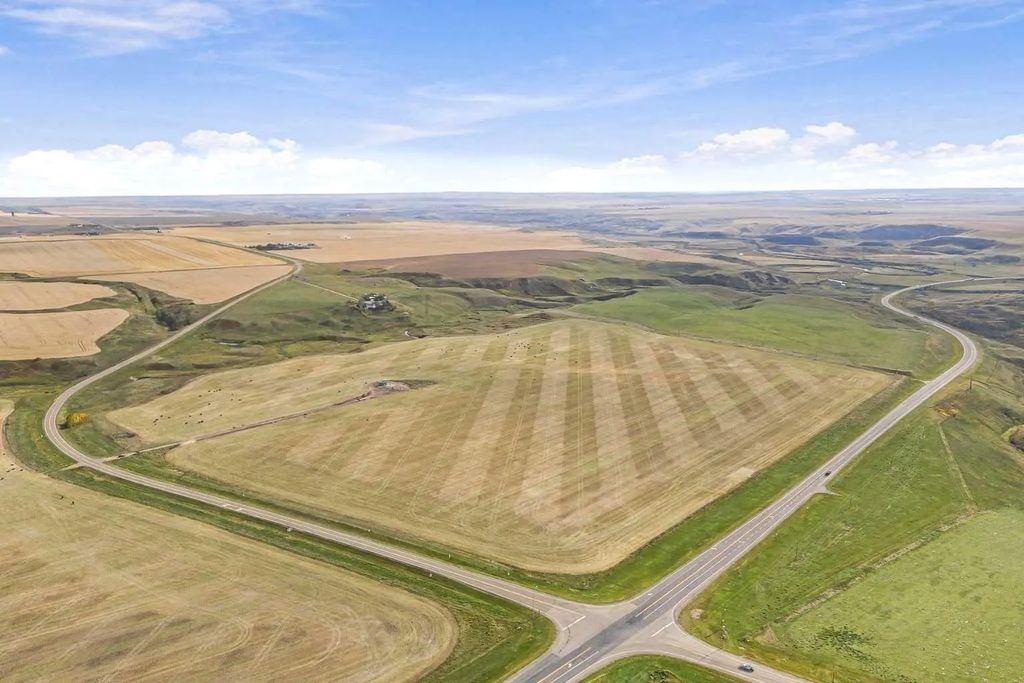  Highway 21 & Highway 575  , Rural Kneehill County
