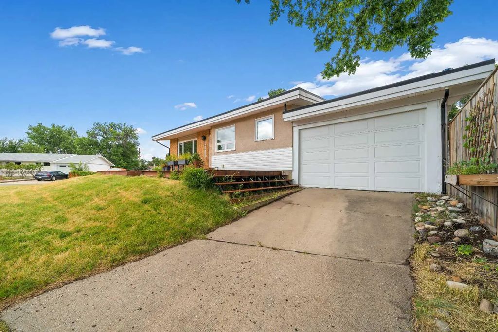 1002 13 Street Ne, Medicine Hat