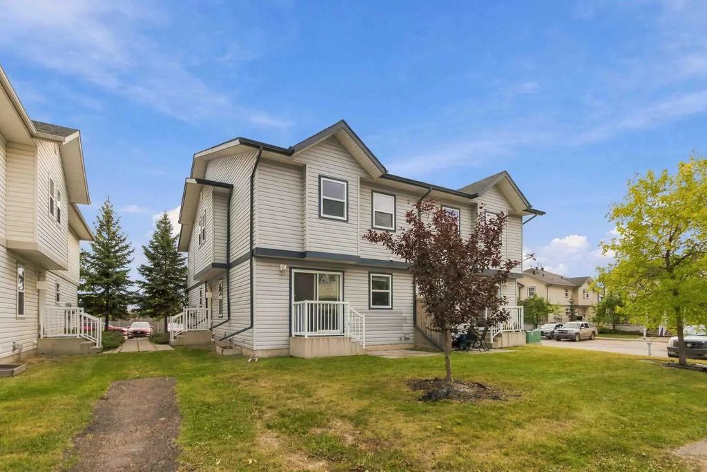 44 100 St. Laurent Way , Fort McMurray