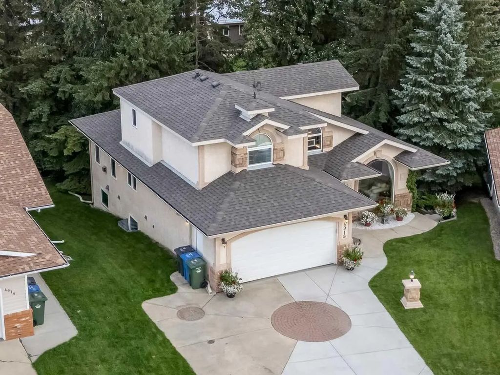 4918 53 Avenue Close , Innisfail