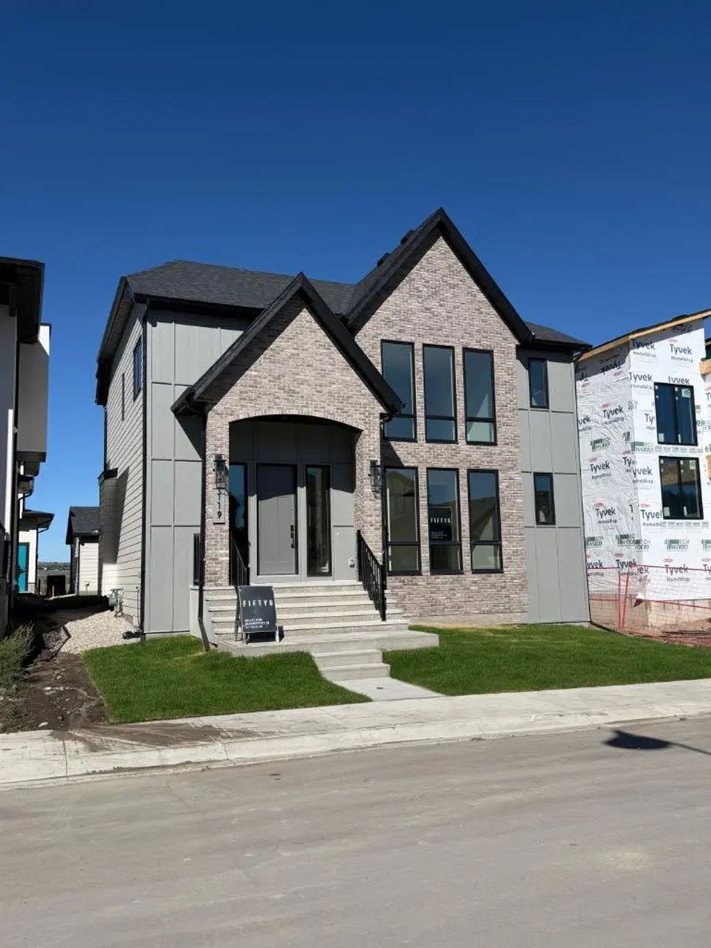 119 Greenwich Heath Nw, Calgary