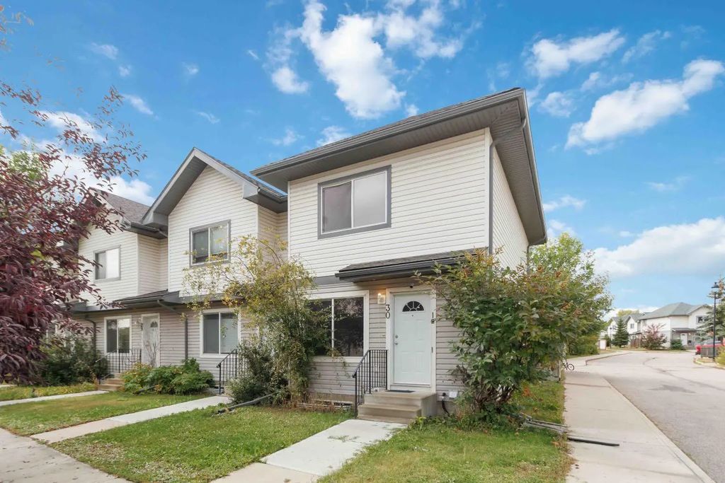30 187 Millennium Gate , Fort McMurray
