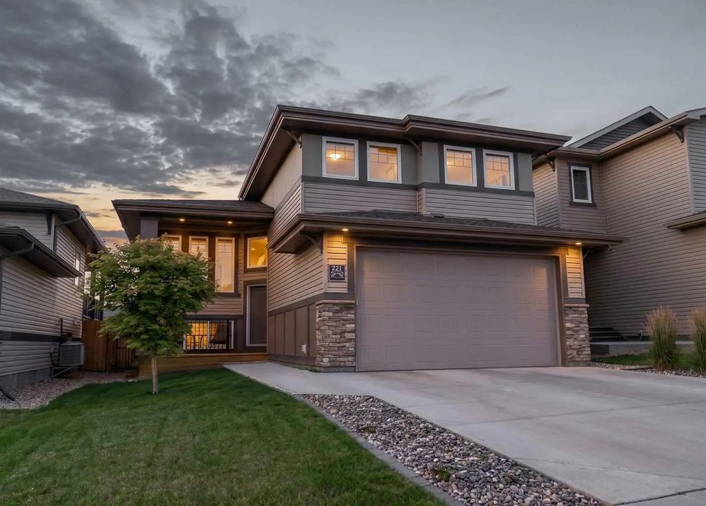 221 Lasalle Terrace W, Lethbridge