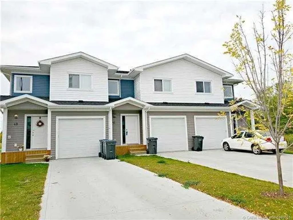 49 Hawthorn Place , Sylvan Lake