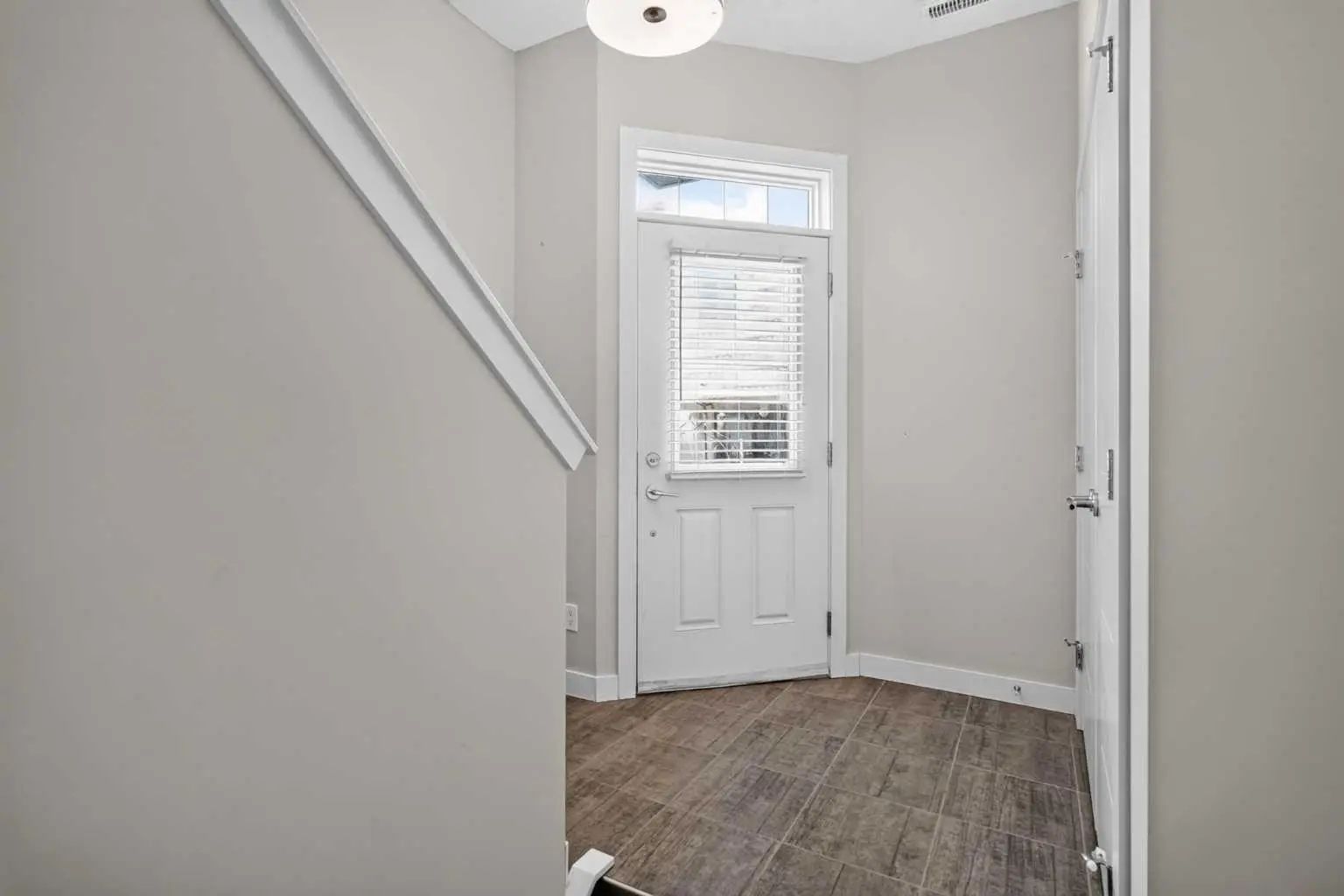 4 2416 30 Street Southwest, Calgary – Residential Row/Townhouse Listing Photo 5
