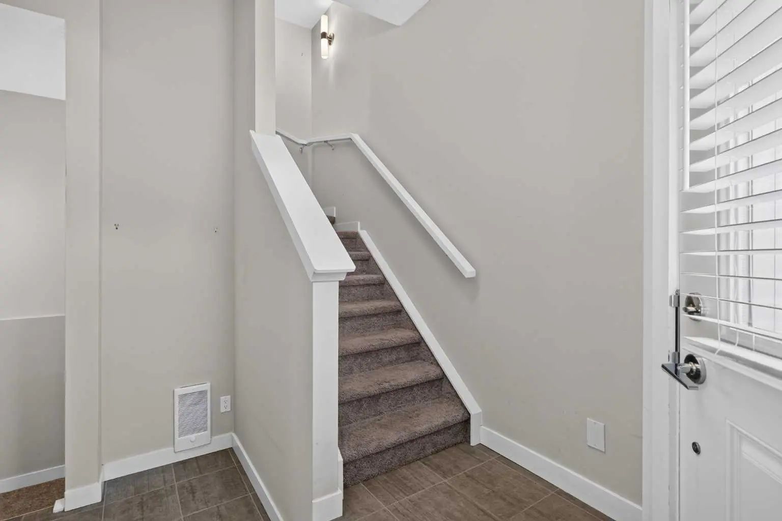 4 2416 30 Street Southwest, Calgary – Residential Row/Townhouse Listing Photo 6