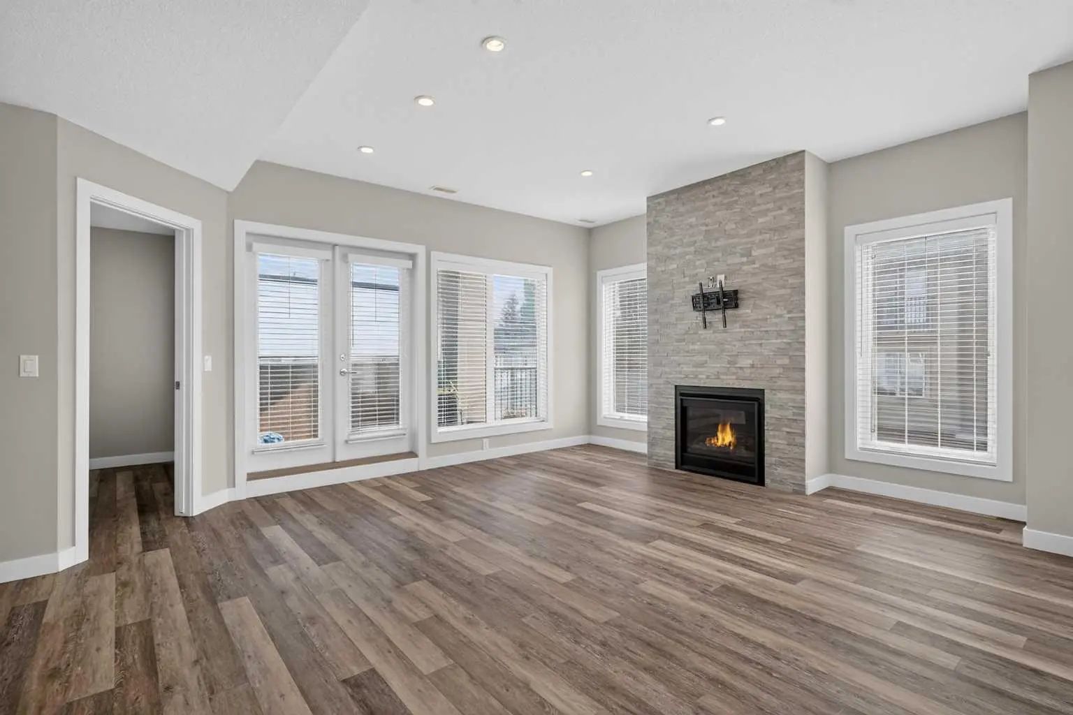 4 2416 30 Street Southwest, Calgary – Residential Row/Townhouse Listing Photo 9