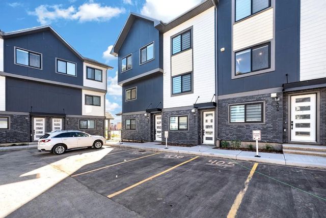406 200 Belvedere Boulevard Se, Calgary