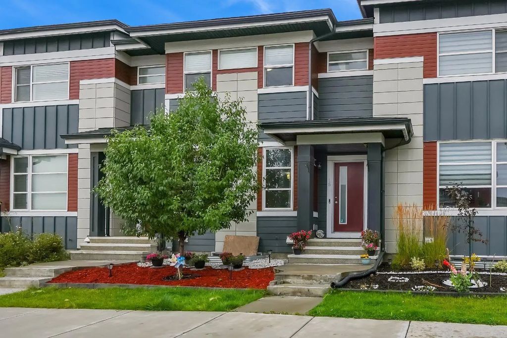 16 Skyview Circle Ne, Calgary