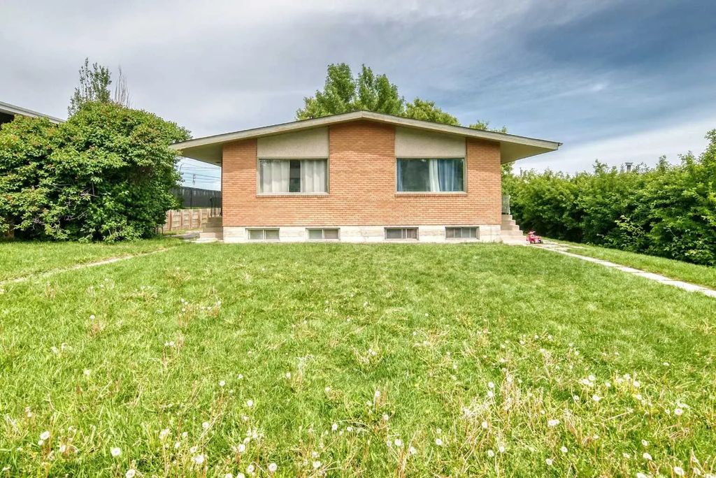 416 & 418 33 Avenue Ne, Calgary