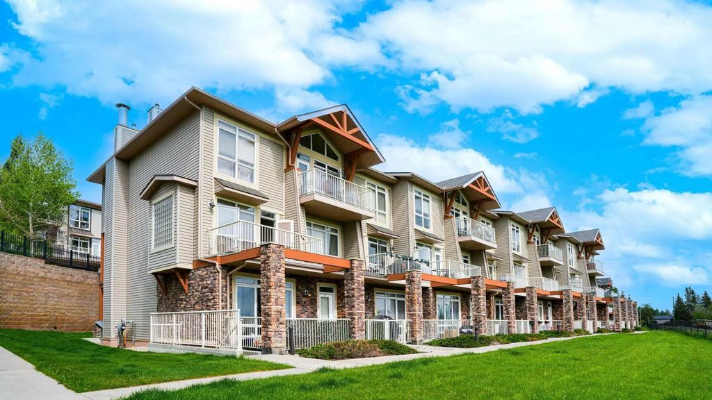 1 169 Rockyledge View Nw, Calgary