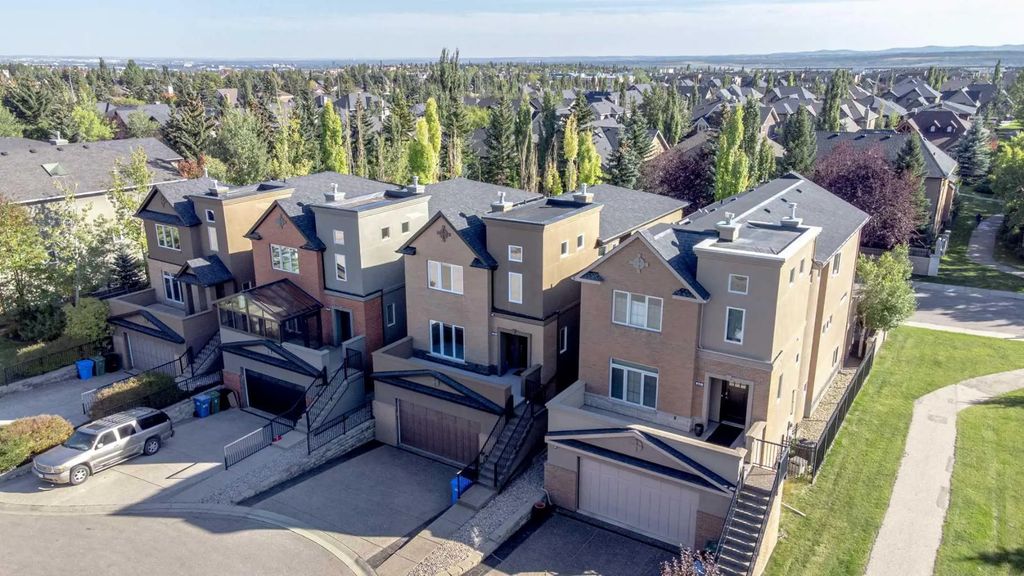 59 Aspen Meadows Green Sw, Calgary