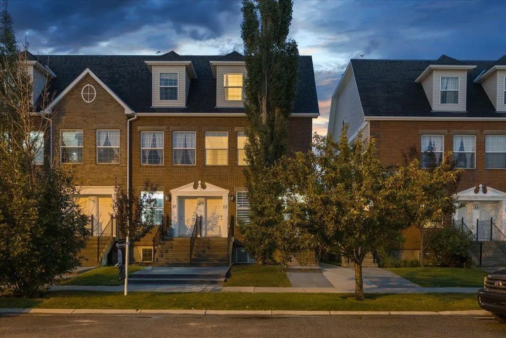 25 29 Springborough Boulevard Sw, Calgary