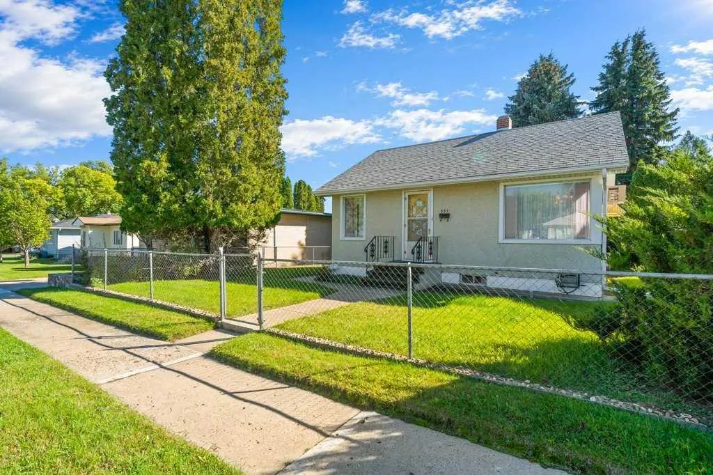 251 12 Street Se, Medicine Hat