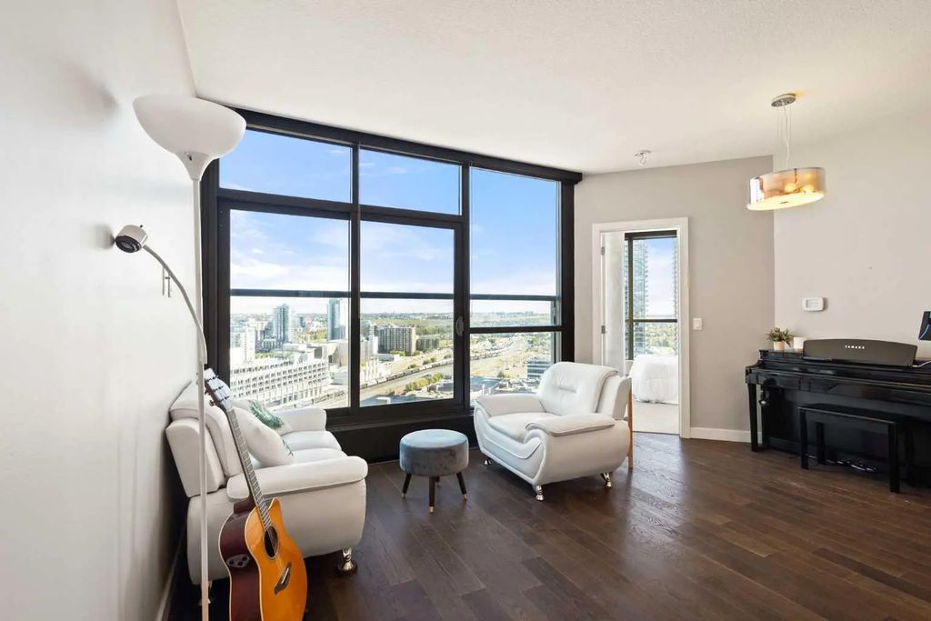 2203 225 11 Avenue Se, Calgary