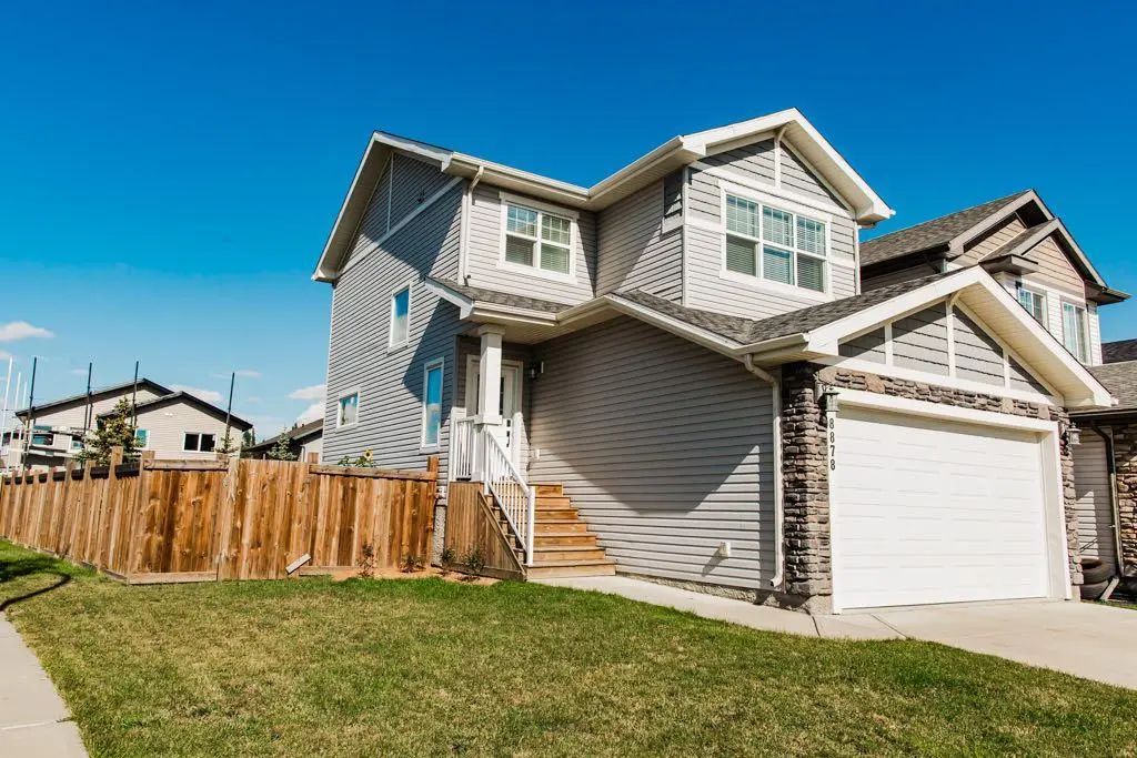 8878 85a Avenue , Grande Prairie