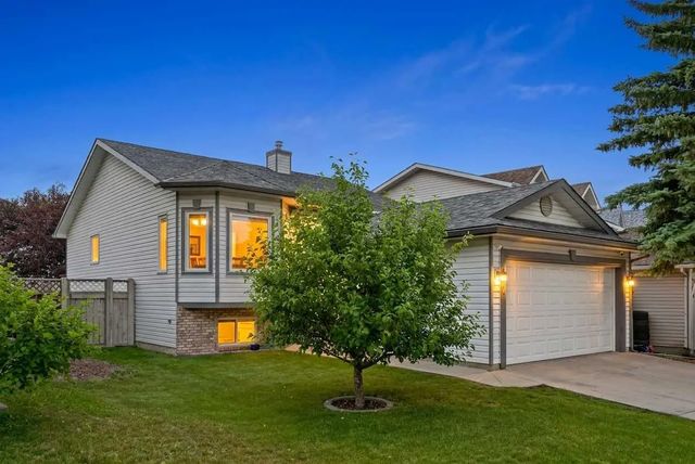 940 Coventry Drive Northeast, Calgary
