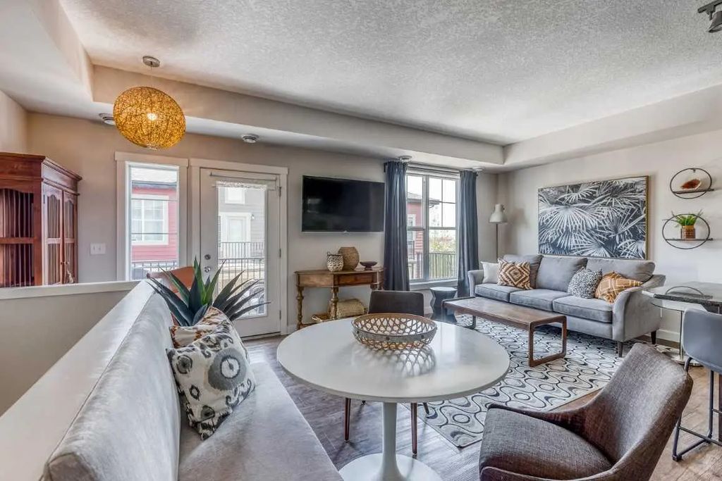 513 Cranford  Se, Calgary