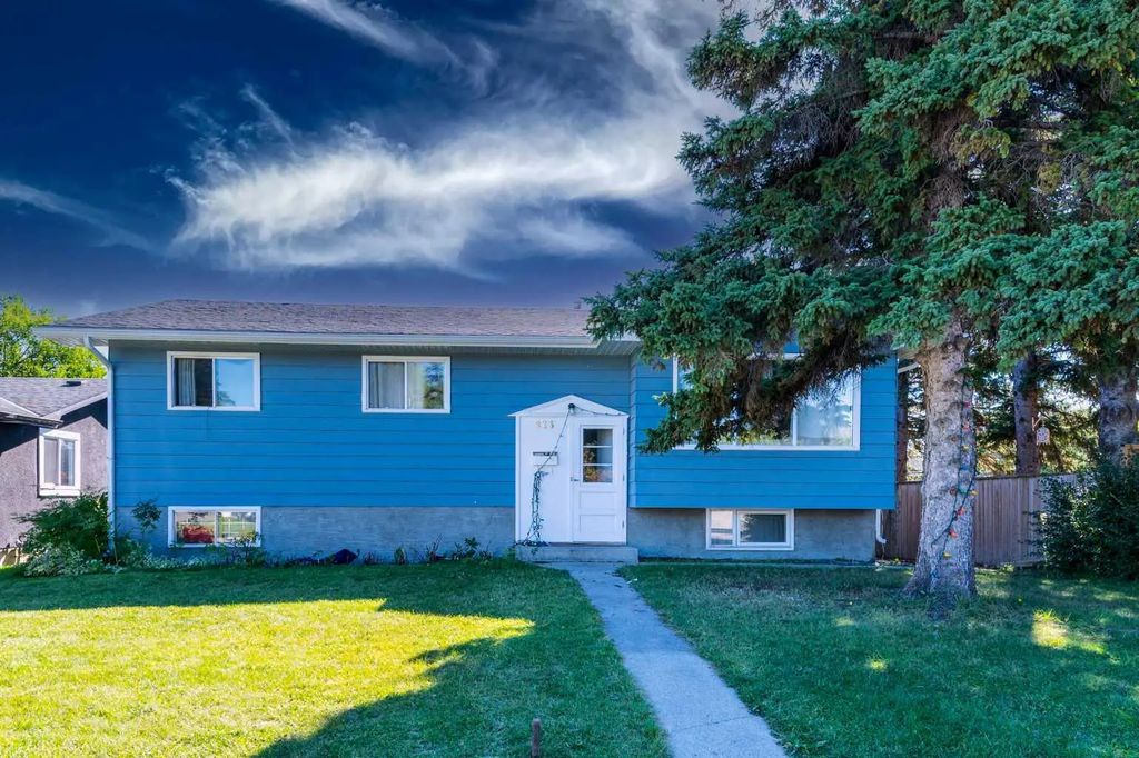 823 Sabrina Road Sw, Calgary