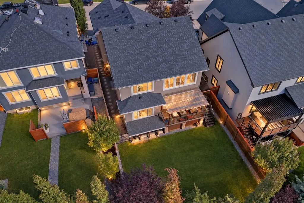 11 Aspen Vista Way Sw, Calgary