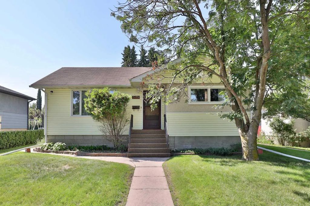 5615 51 Avenue , Camrose