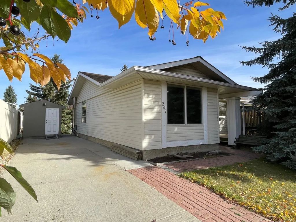 247 Bracewood Road Sw, Calgary