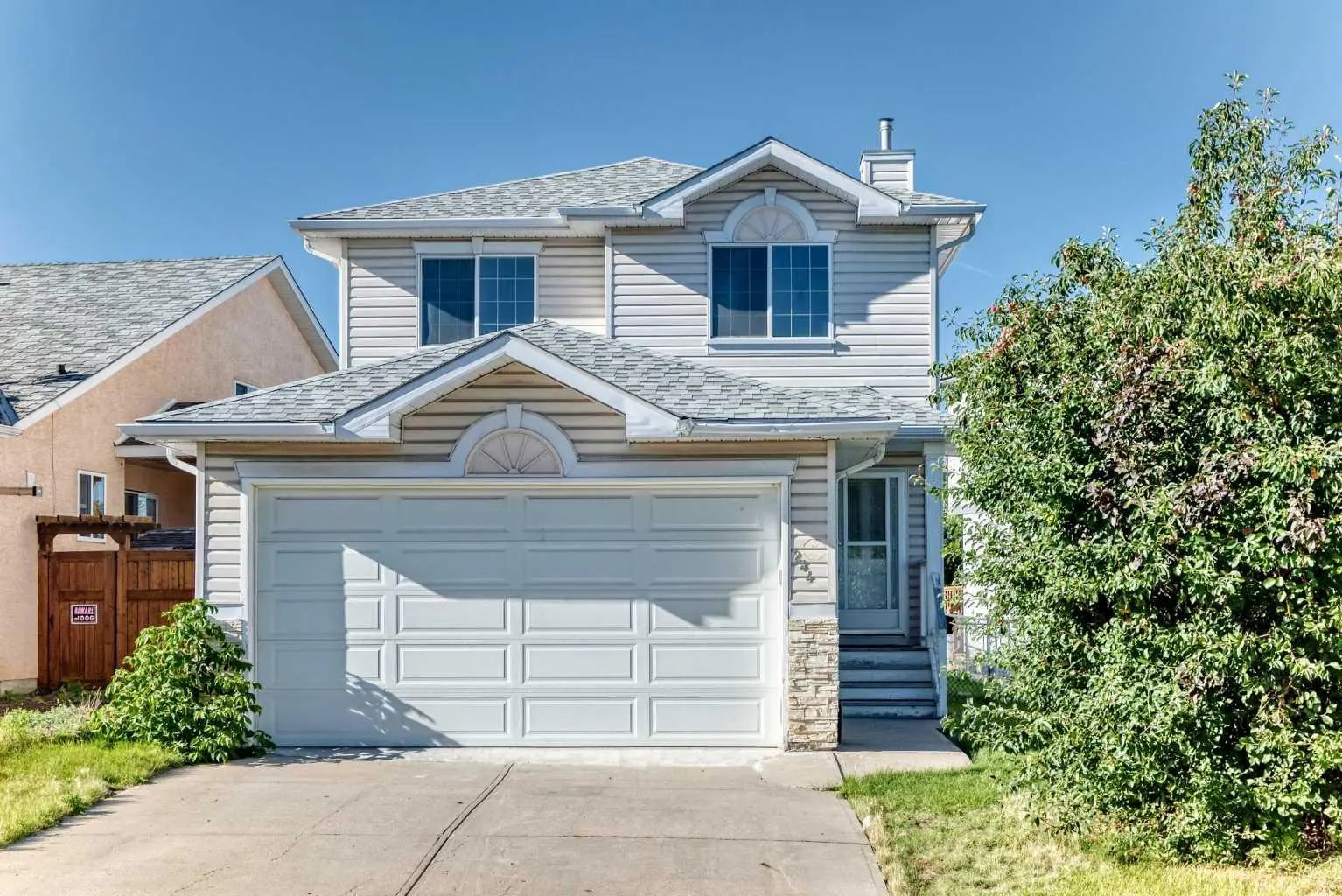 244 Los Alamos Place Ne Calgary Alberta T1Y 7G7 Monterey Park Details