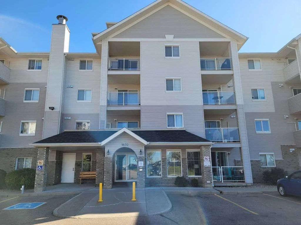 320 1632 Saamis Drive Nw, Medicine Hat